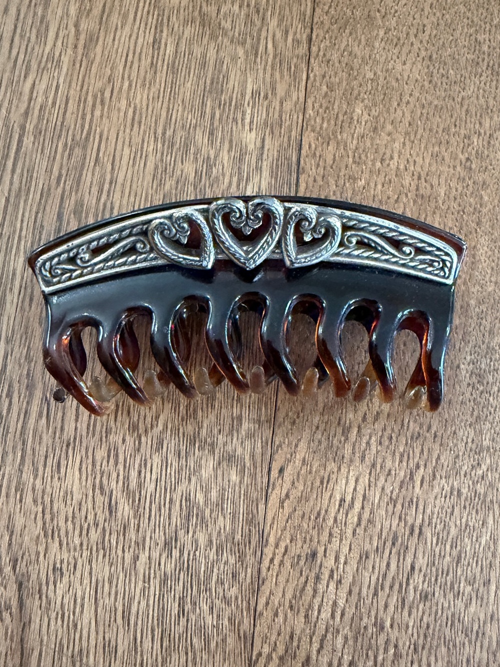 Brighton Silver Heart Trim Tortoiseshell Hair Claw - Picture 3 of 5